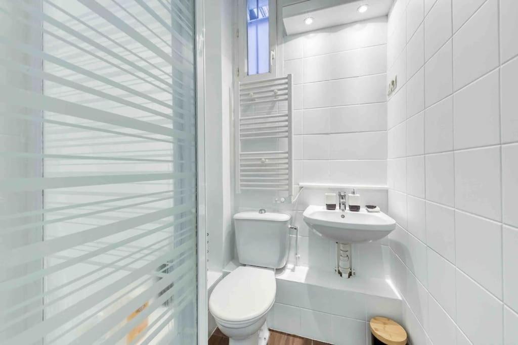Paris Gentilly Appartement Tout Equipe - Rer B エクステリア 写真